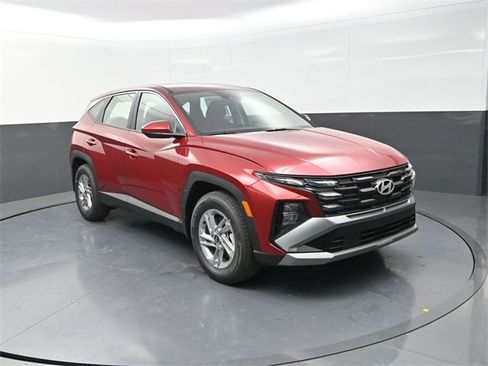 New 2026 Hyundai Tucson SE image 2