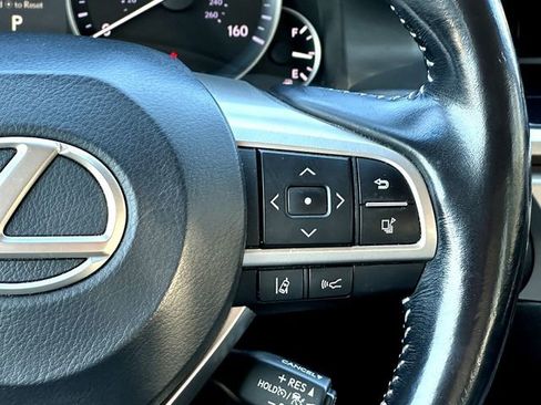 Used 2016 Lexus ES 350 w/ Luxury Package w/Wood Trim image 25