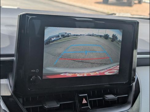 Used 2024 Toyota Corolla SE FWD image 12