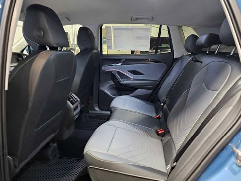 New 2026 Volkswagen Tiguan SE AWD/4WD image 16