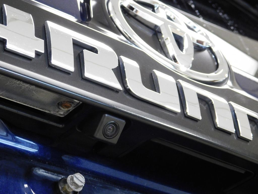 Used 2023 Toyota 4Runner TRD Off-Road Premium w/ Moonroof Package AWD/4WD image 55