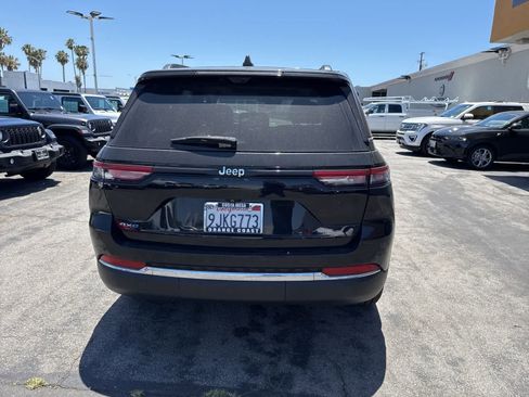 Used 2023 Jeep Grand Cherokee 4WD 4xe w/ Luxury Tech Group II image 17