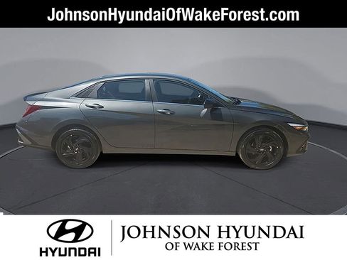 New 2026 Hyundai Elantra SEL Sport Premium FWD image 15