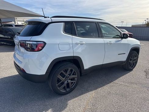 New 2026 Jeep Compass Latitude AWD/4WD image 6