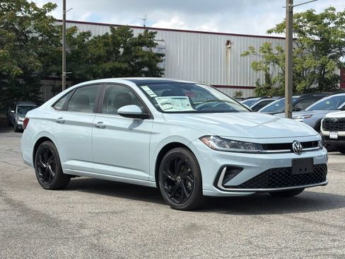 New 2026 Volkswagen Jetta SE FWD image 1