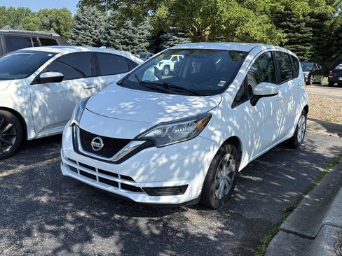 Used 2019 Nissan Versa Note SV FWD image 3