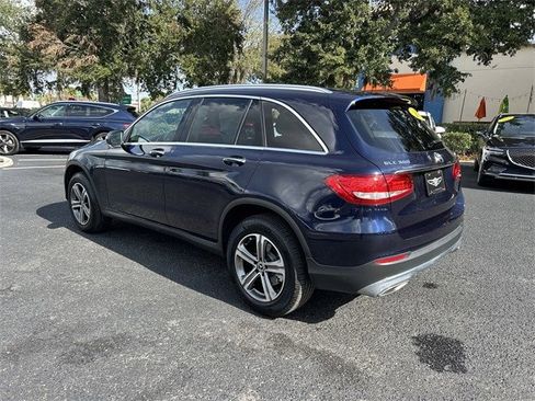 Used 2019 Mercedes-Benz GLC 300 4MATIC image 11