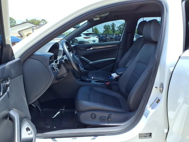Used 2021 Volkswagen Passat 2.0T R-Line FWD image 12