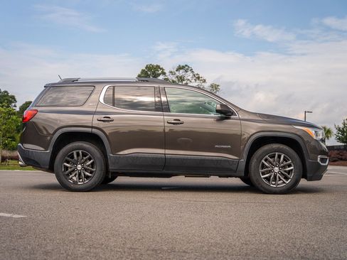 Used 2019 GMC Acadia SLT AWD/4WD image 8