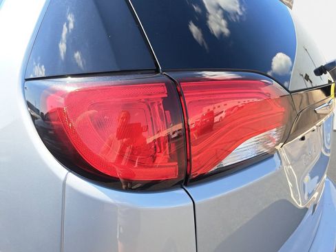 Used 2023 Chrysler Voyager LX FWD image 19