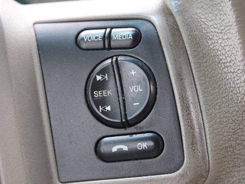 Used 2011 Ford Expedition XLT AWD/4WD image 30