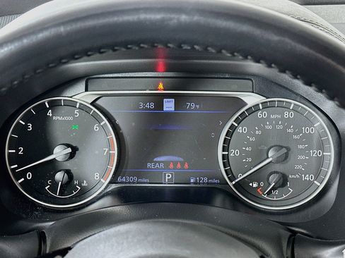 Used 2024 Nissan Altima 2.5 SV w/ SV Premium Package FWD image 12