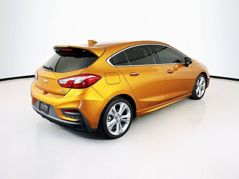 Used 2017 Chevrolet Cruze Premier w/ RS Package image 9