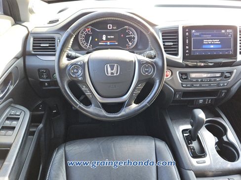 Used 2017 Honda Pilot EX-L image 11