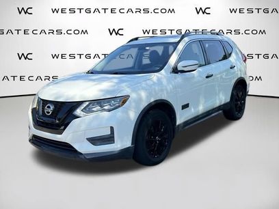 Used 2017 Nissan Rogue SV