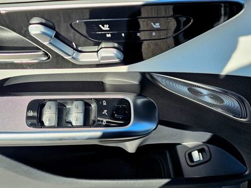 New 2026 Mercedes-Benz GLC 300 4MATIC image 21