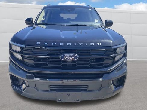 Used 2025 Ford Expedition Max Active AWD/4WD image 16