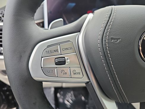 New 2027 BMW X7 xDrive40i w/ Executive Package AWD/4WD image 19