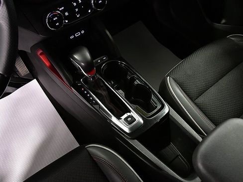 Used 2021 Chevrolet TrailBlazer RS w/ Convenience Package image 22