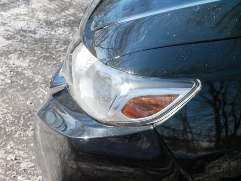 Used 2016 Honda Fit EX image 16