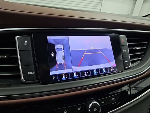 Used 2020 Buick Enclave Avenir w/ Avenir Technology Package FWD image 21