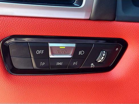 New 2026 BMW 840i w/ Driving Assistance Package image 36