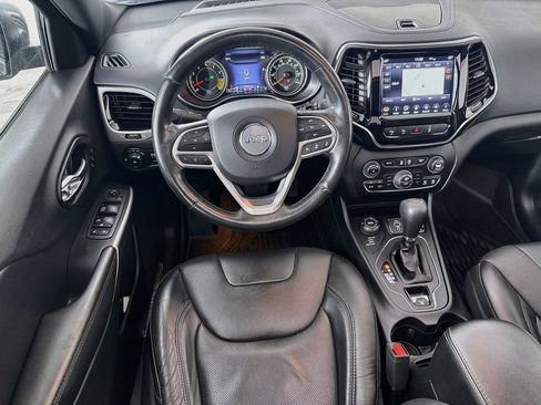 Used 2019 Jeep Cherokee High Altitude AWD/4WD image 25
