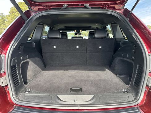 Used 2020 Jeep Grand Cherokee Limited image 12