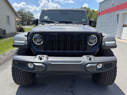 Used 2026 Jeep Wrangler Unlimited Sport AWD/4WD image 9