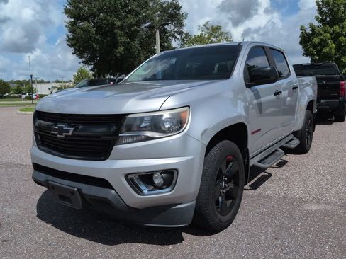 Used 2018 Chevrolet Colorado LT w/ Redline Special Edition RWD image 2