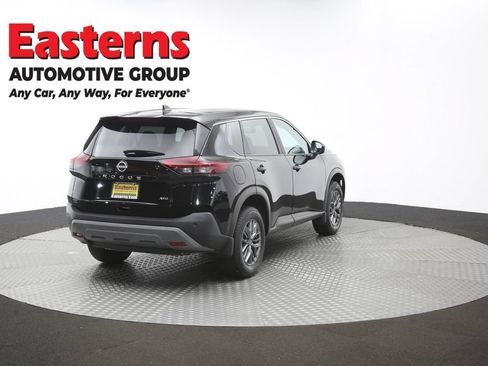 Used 2023 Nissan Rogue S AWD/4WD image 34