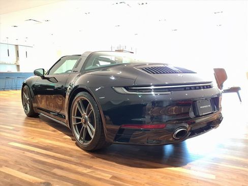 Used 2023 Porsche 911 Targa 4 GTS image 3