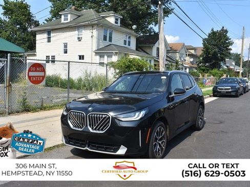 Used 2025 BMW X3 xDrive30i AWD/4WD image 2