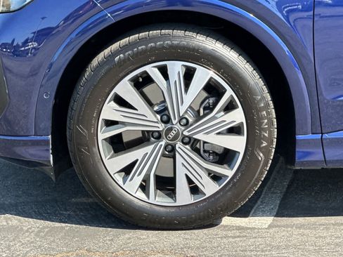 Used 2023 Audi Q4 e-tron Premium Plus w/ Premium Plus RWD image 27