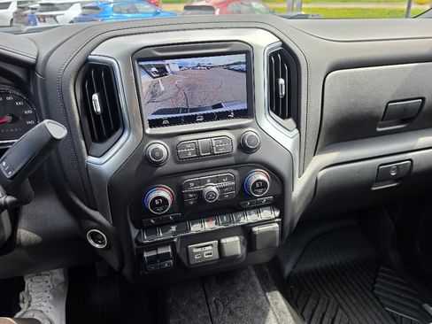Used 2021 Chevrolet Silverado 2500 LTZ AWD/4WD image 8