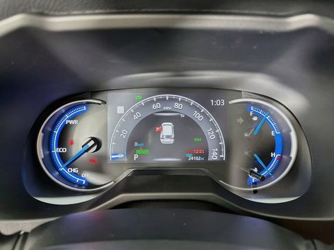 Used 2024 Toyota RAV4 XSE AWD/4WD image 18