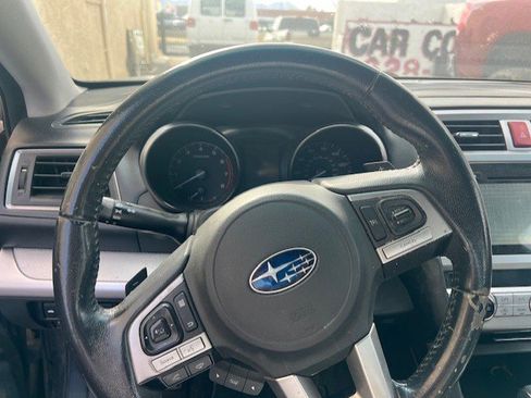 Used 2015 Subaru Legacy 2.5i Premium w/ Moonroof Package AWD/4WD image 3