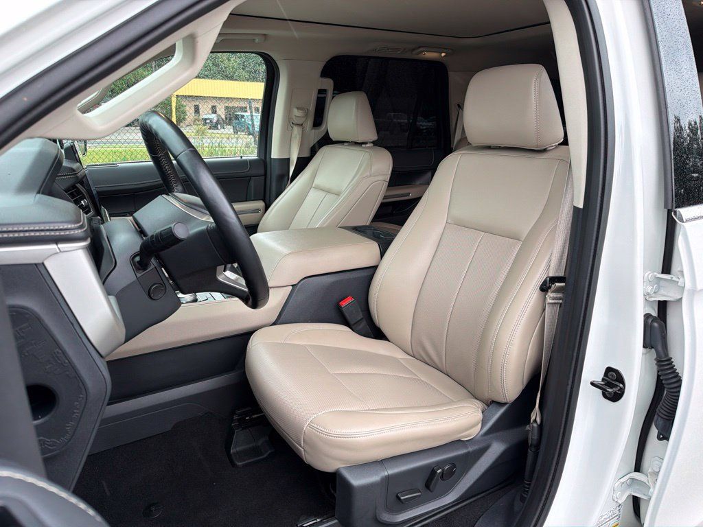 Used 2024 Ford Expedition Max XLT AWD/4WD image 17