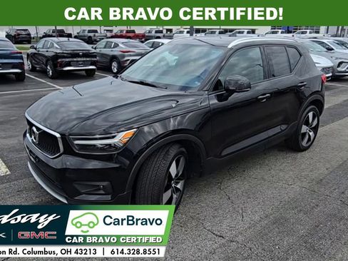 Used 2020 Volvo XC40 T5 Momentum w/ Premium Package AWD/4WD image 4