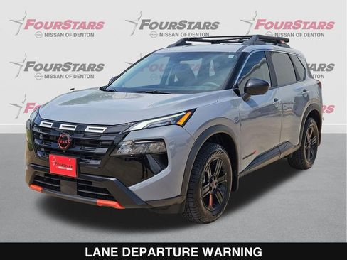 Used 2025 Nissan Rogue SV AWD/4WD image 9