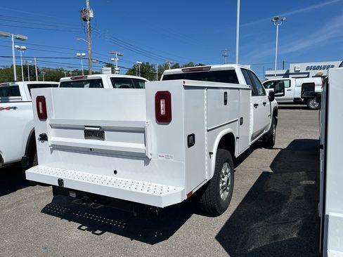 New 2025 Chevrolet Silverado 2500 W/T w/ WT Convenience Package AWD/4WD image 4