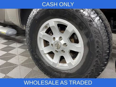 Used 2006 Nissan Titan SE image 11