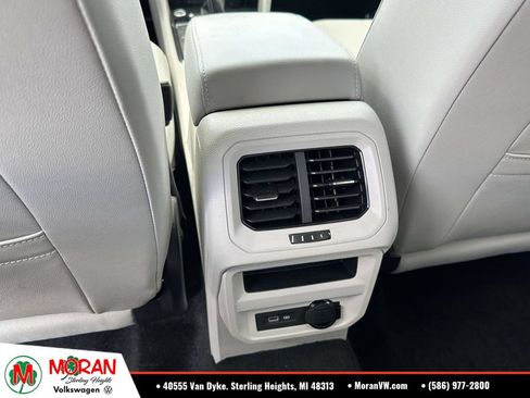 Used 2023 Volkswagen Tiguan SE FWD image 14