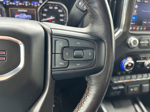 Used 2022 GMC Sierra 2500 AT4 w/ AT4 Premium Plus Package AWD/4WD image 17