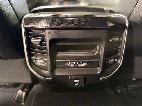 Used 2022 RAM 2500 Laramie w/ Night Edition AWD/4WD image 21