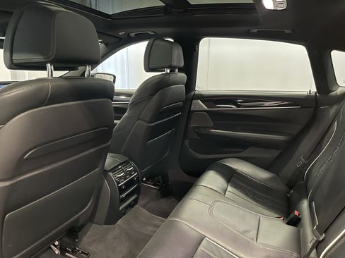 Used 2018 BMW 640i Gran Turismo xDrive AWD/4WD image 23