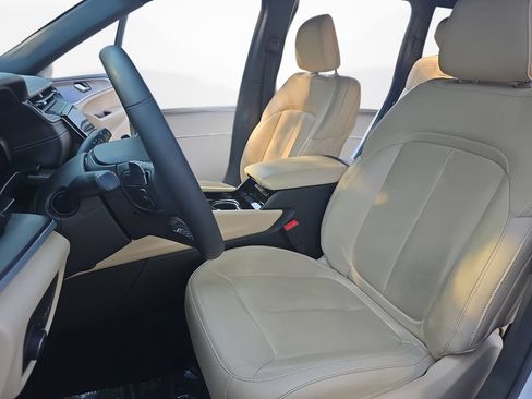 Certified 2023 Jeep Grand Cherokee Limited AWD/4WD image 15