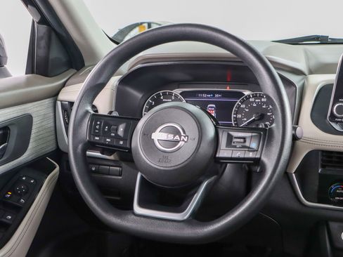 Used 2023 Nissan Rogue SV AWD/4WD image 12