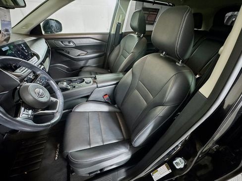 Certified 2023 Nissan Rogue SL w/ SL Premium Package AWD/4WD image 18
