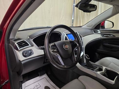 Used 2015 Cadillac SRX Luxury image 13